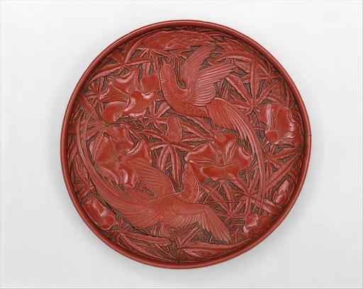 元 張成款雕漆剔紅綬帶秋葵紋盤|Dish with long-tailed birds and hibiscuses