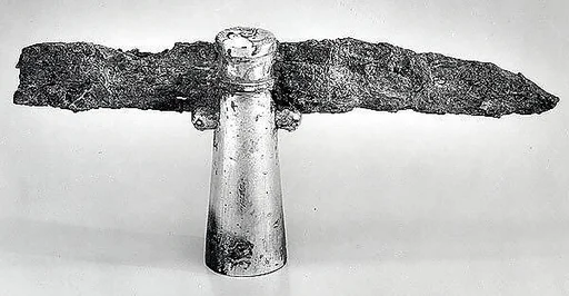 Axe head