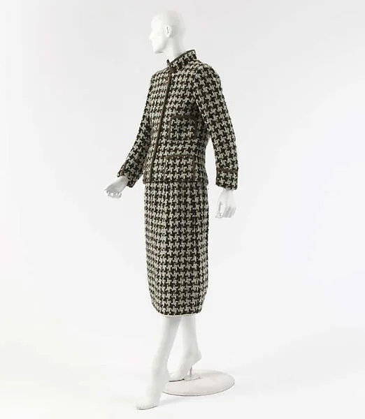Suit — Gabrielle Chanel|House of Chanel
