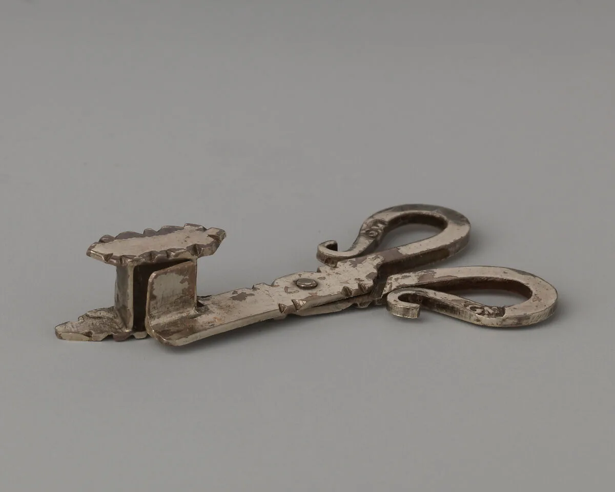 Miniature snuffers — George Middleton