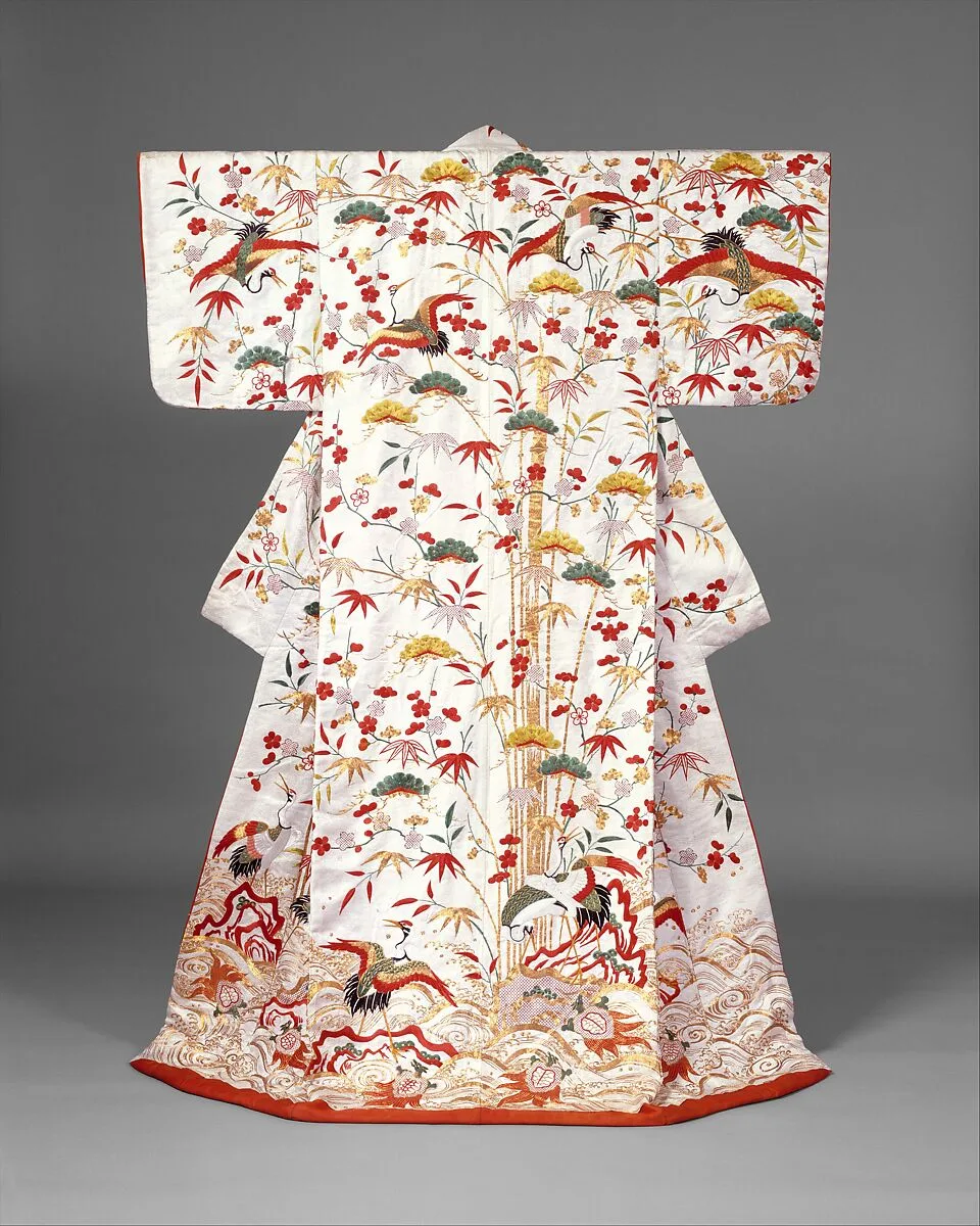 白綸子地松竹梅鶴亀模様打掛|Outer Robe (Uchikake) with Mount Penglai — Unknown