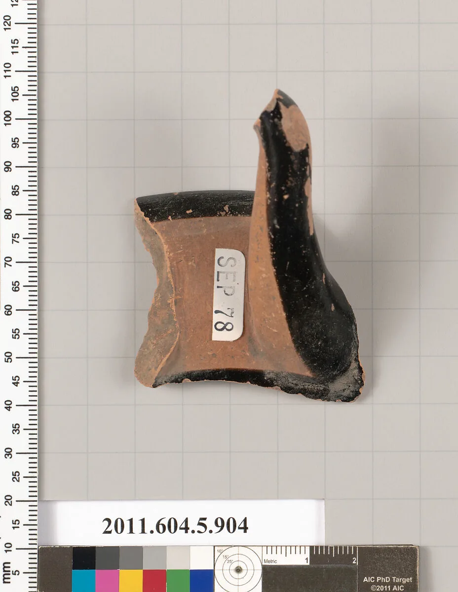 Terracotta rim fragment of a kylix (drinking cup) — Unknown