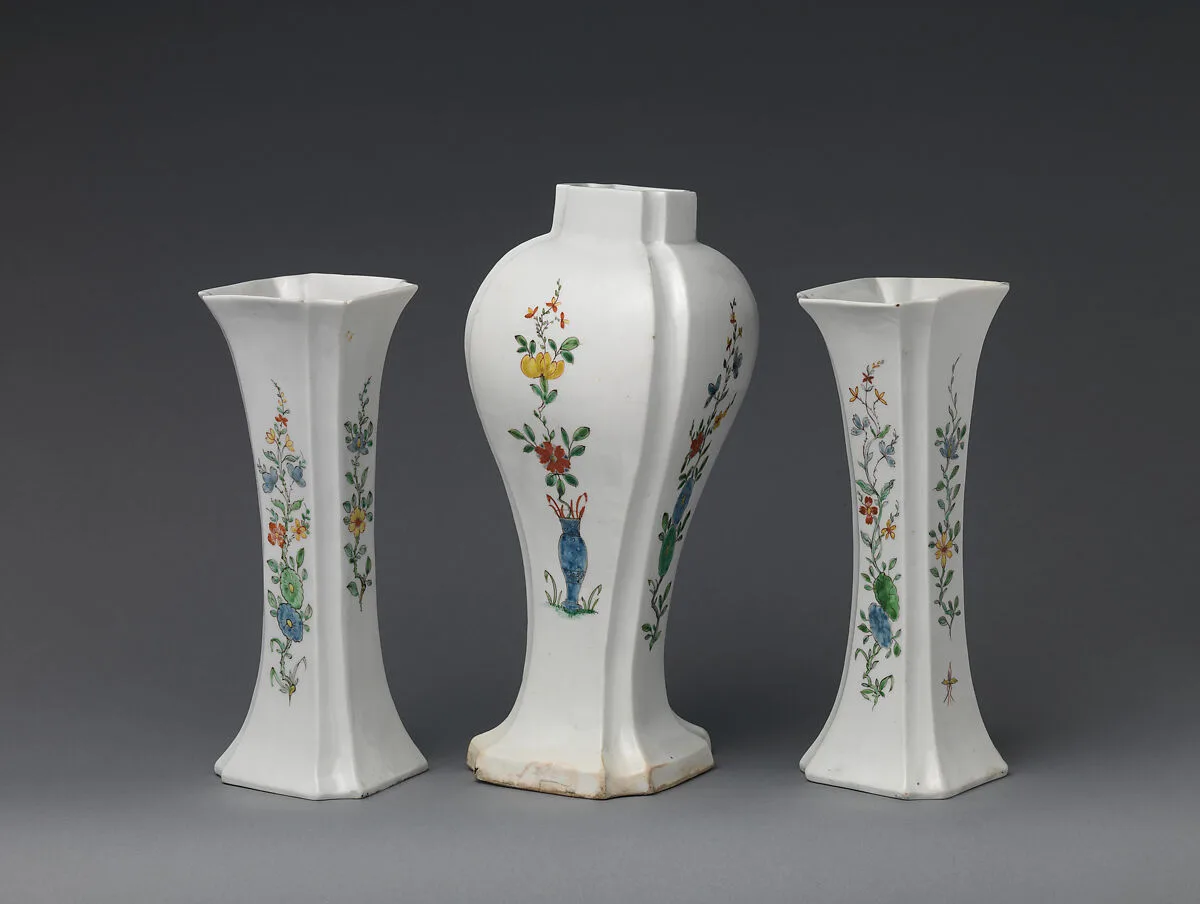 Garniture of three vases — Unknown