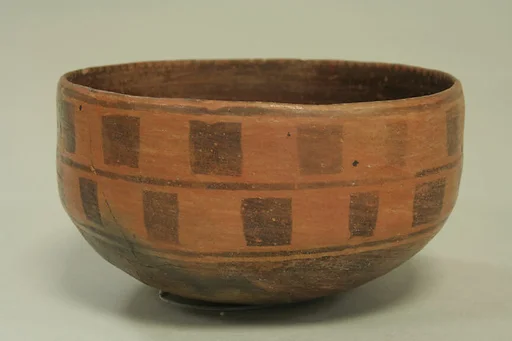 Painted bowl with stylized monkeys