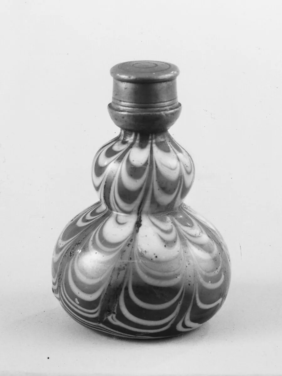 Scent bottle — Unknown