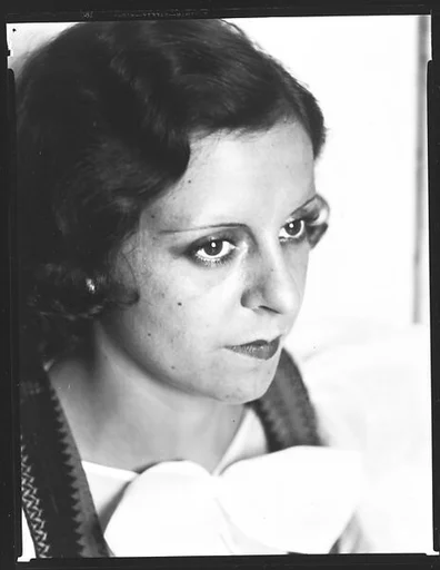 [Unidentified Woman, Havana]