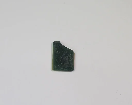 Inlay fragment, green and yellow rectangle with bevelled edge