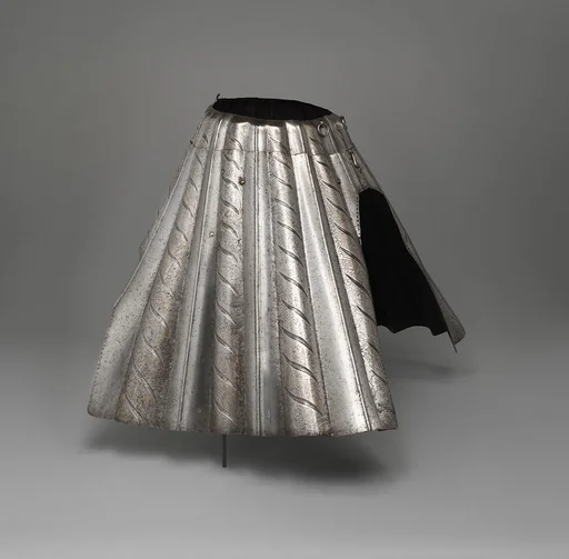 Armored Skirt (Base)