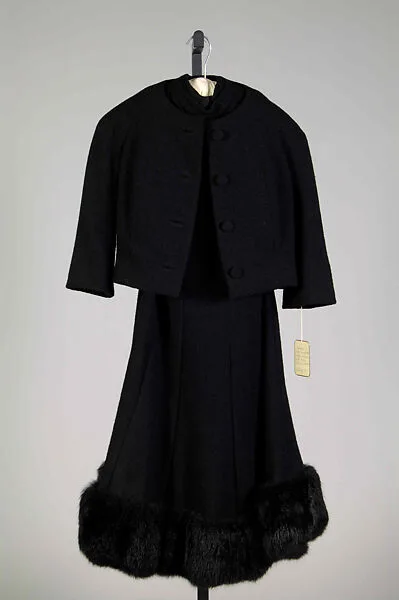 Evening ensemble — Pauline Trigère