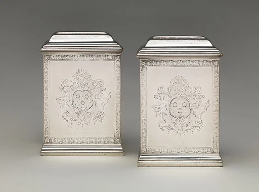 Tea caddy (one of a pair)
