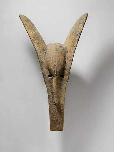 Kònò Helmet Mask