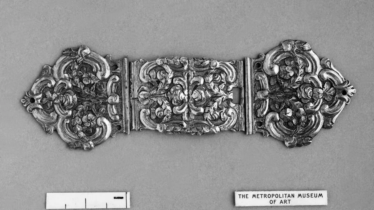 Book clasp — Unknown