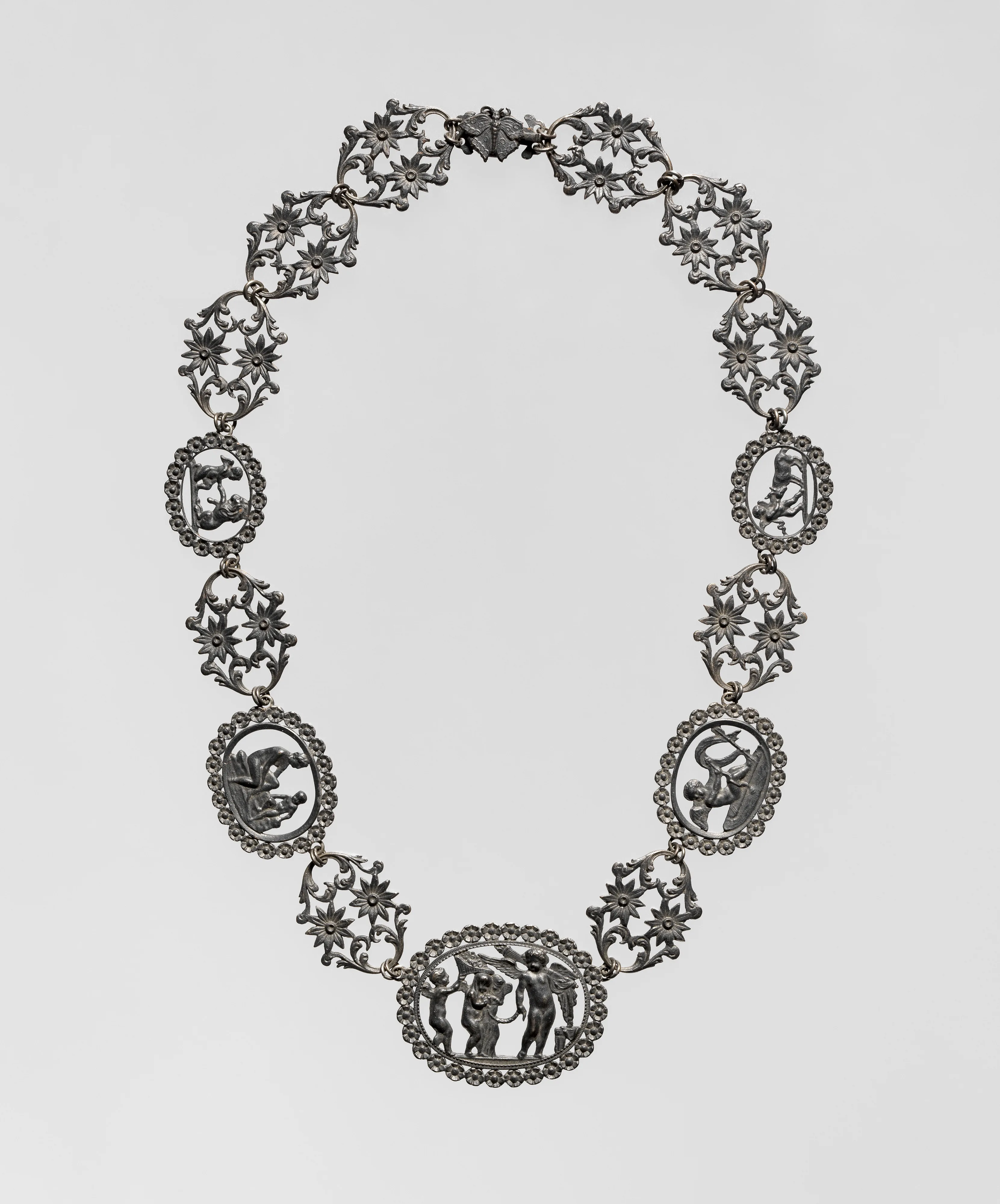 Necklace (part of a set) — Unknown