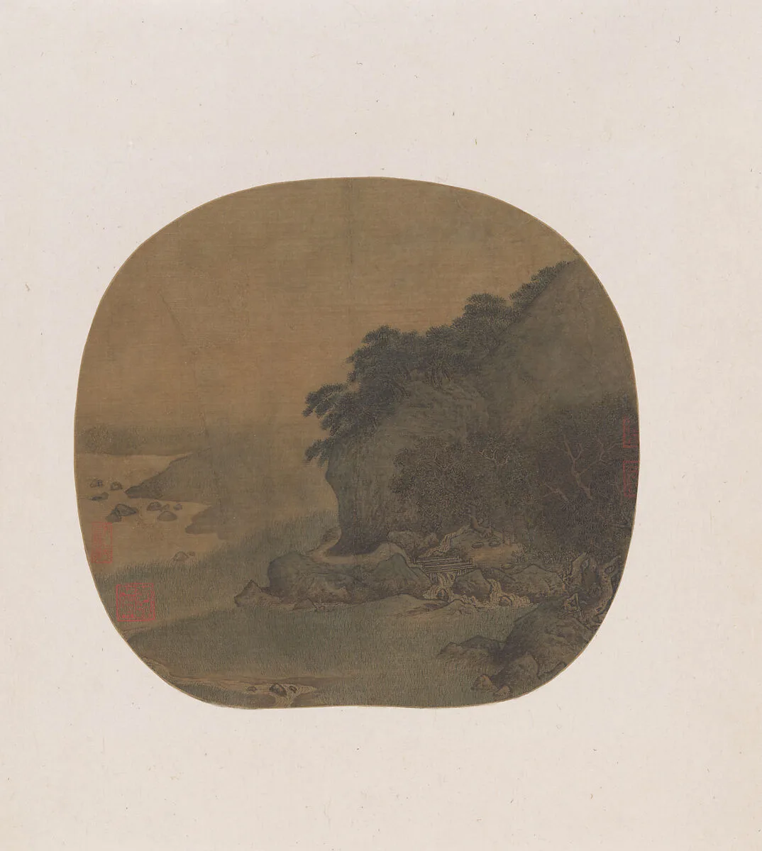 南宋 傳閻次于 松壑隱棲圖 團扇|Hermitage by a pine-covered bluff — Yan Ciyu
