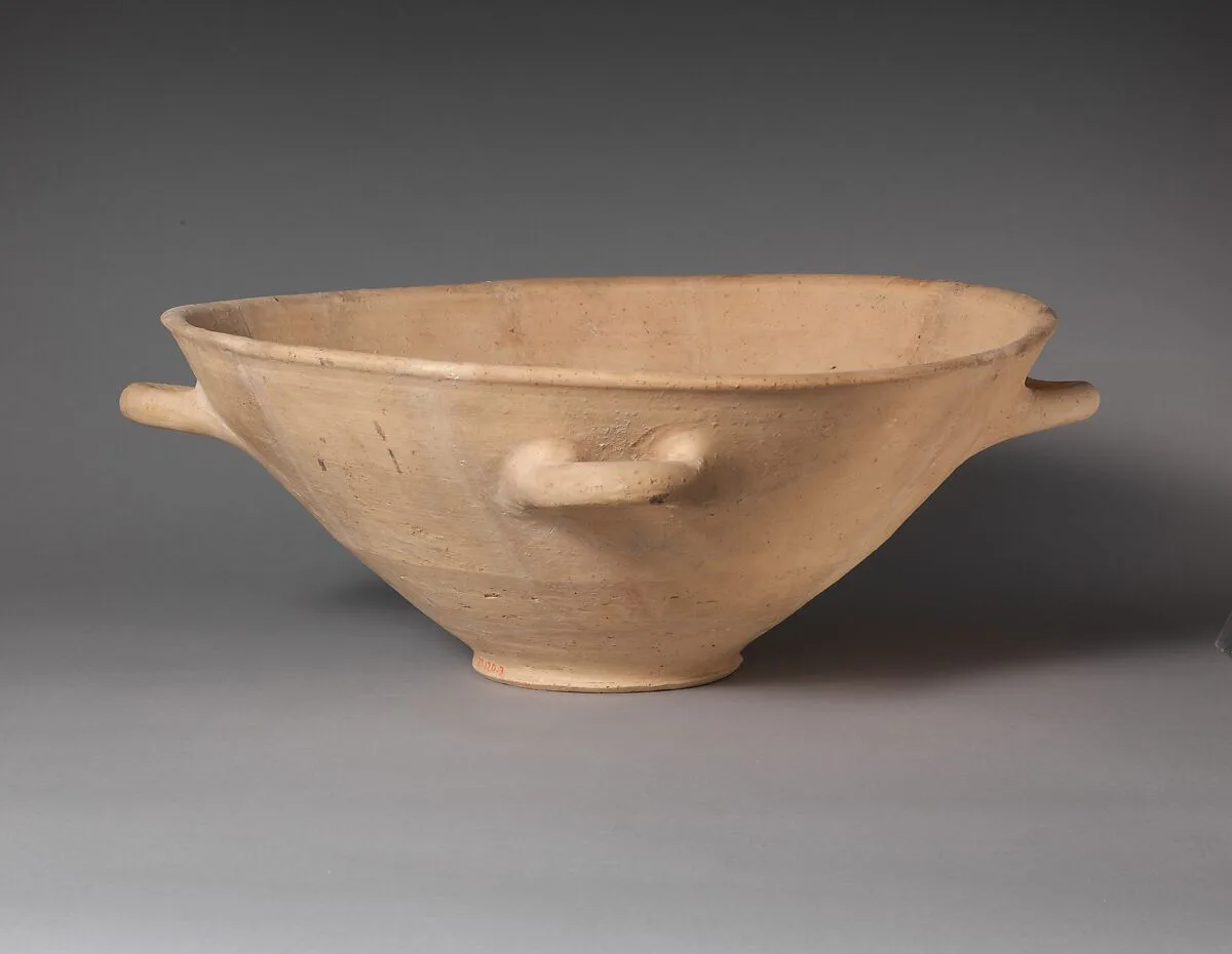 Terracotta basin with four handles — Unknown