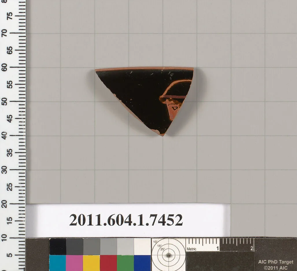 Terracotta rim fragment of a kylix (drinking cup) — Hermonax