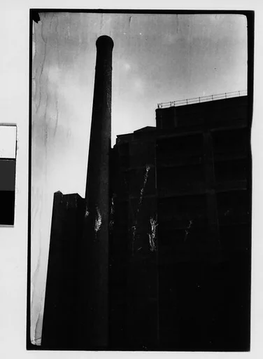 [Factory and Smokestack, Poplar Street?, Brooklyn Heights, New York City]