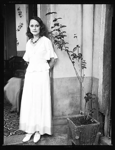 [Woman in Courtyard, Havana]