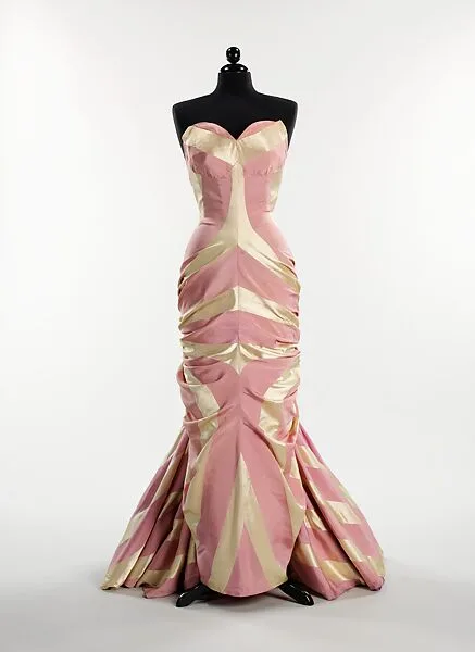 Evening dress — Elsa Schiaparelli