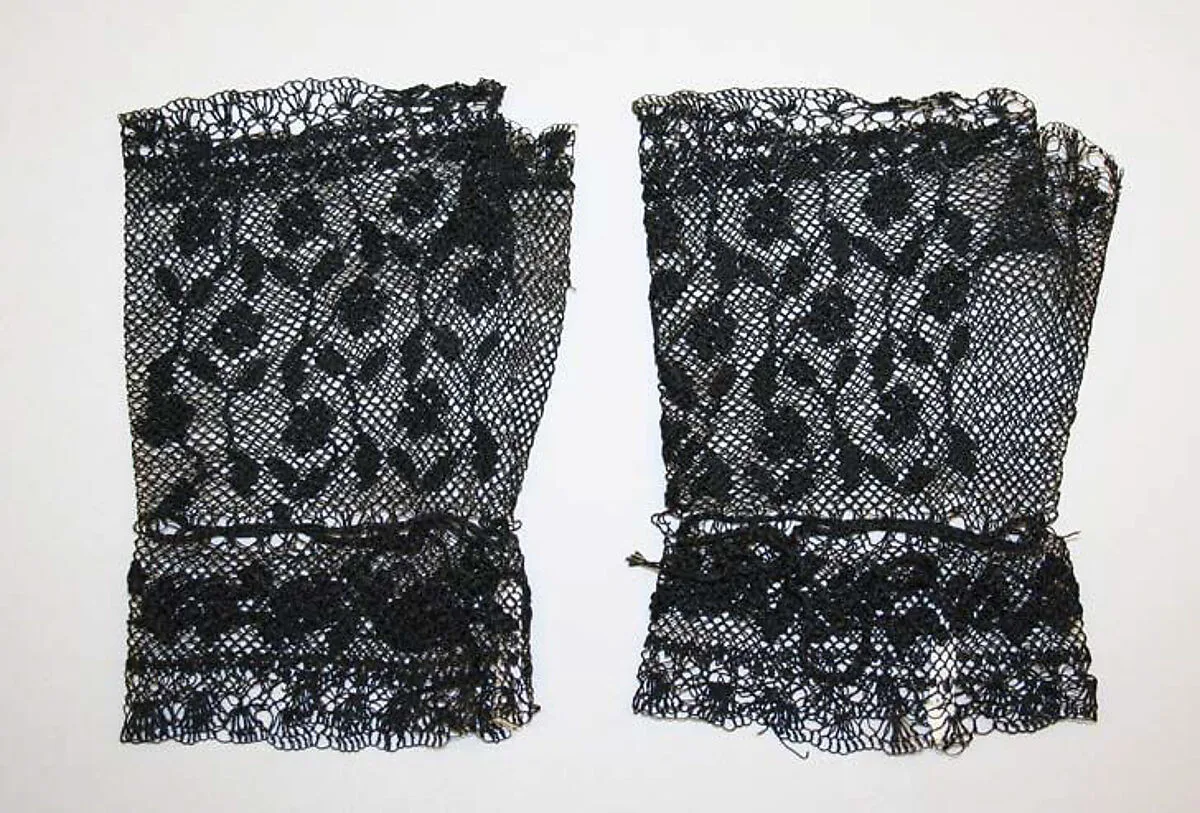 Mitts — Unknown