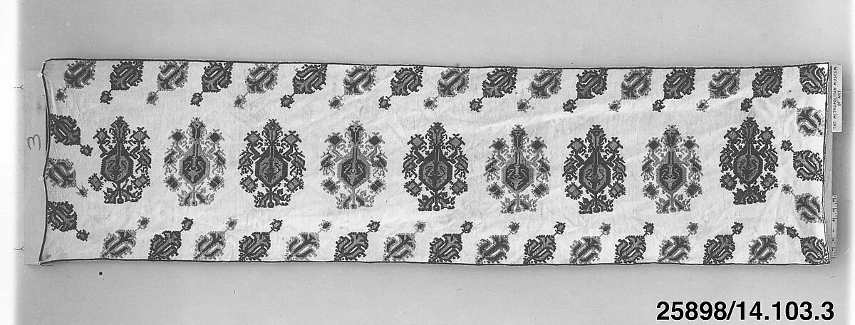 Bed valance — Unknown