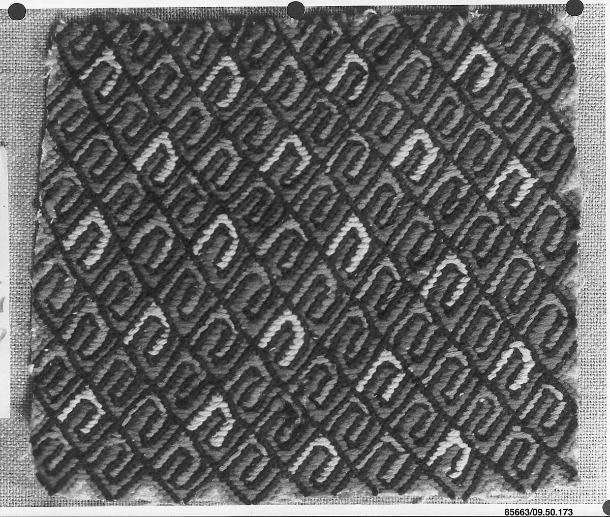 Peasant costume fragment — Unknown