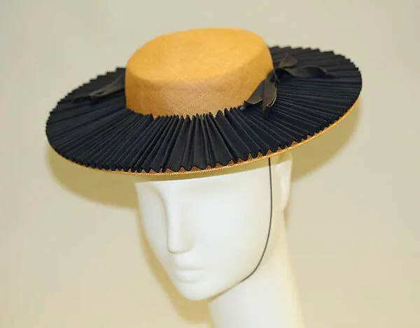 Hat — Lord & Taylor