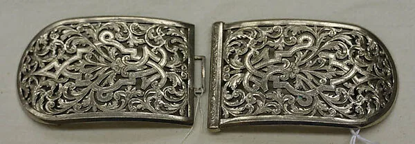 Belt buckle — Unknown