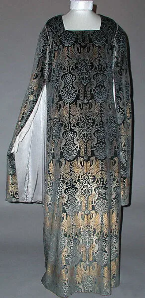 Evening ensemble — Maria Monaci Gallenga