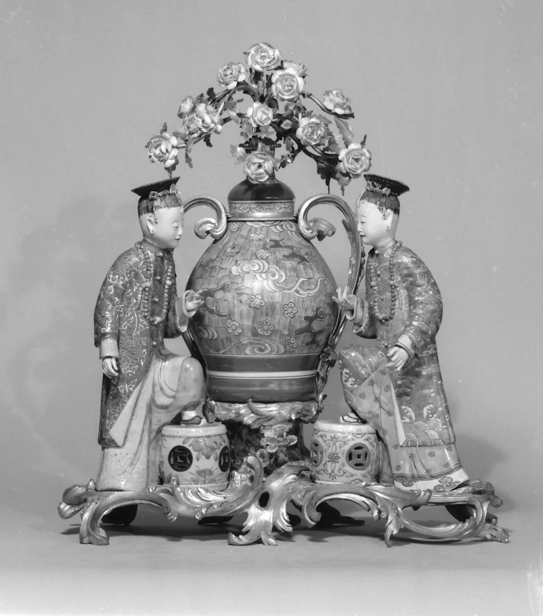 Famille rose figures — Unknown
