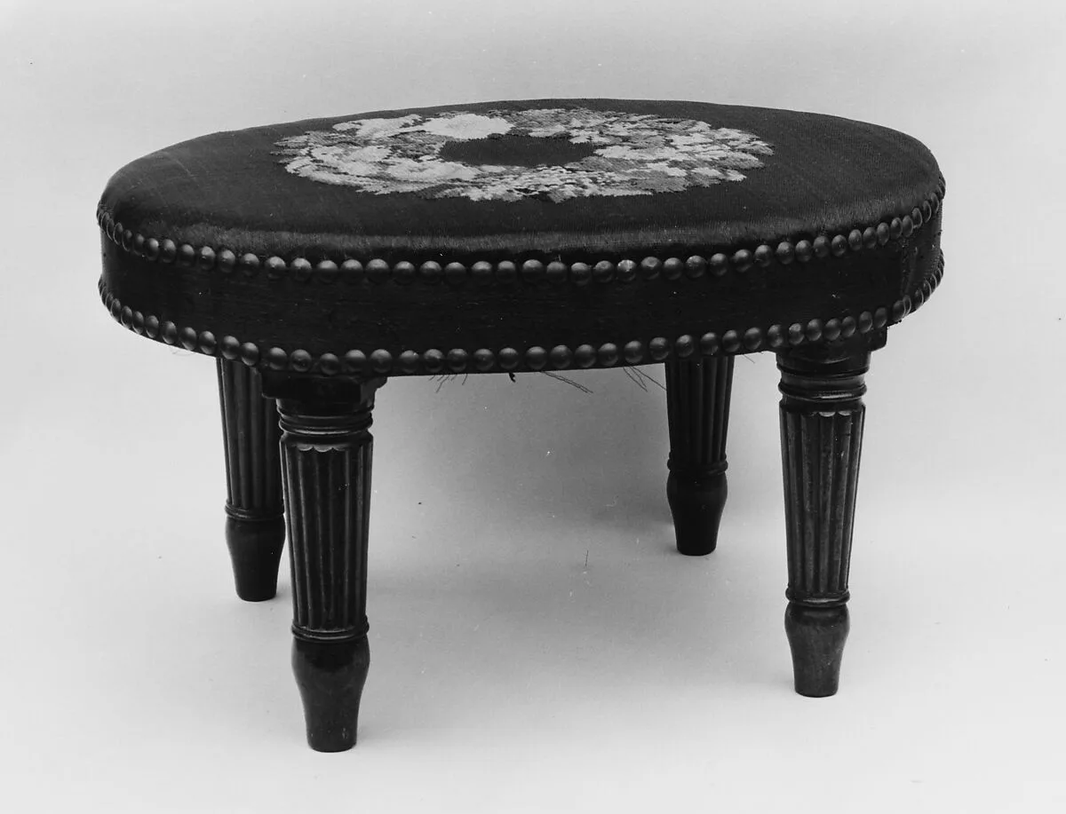 Footstool — Duncan Phyfe