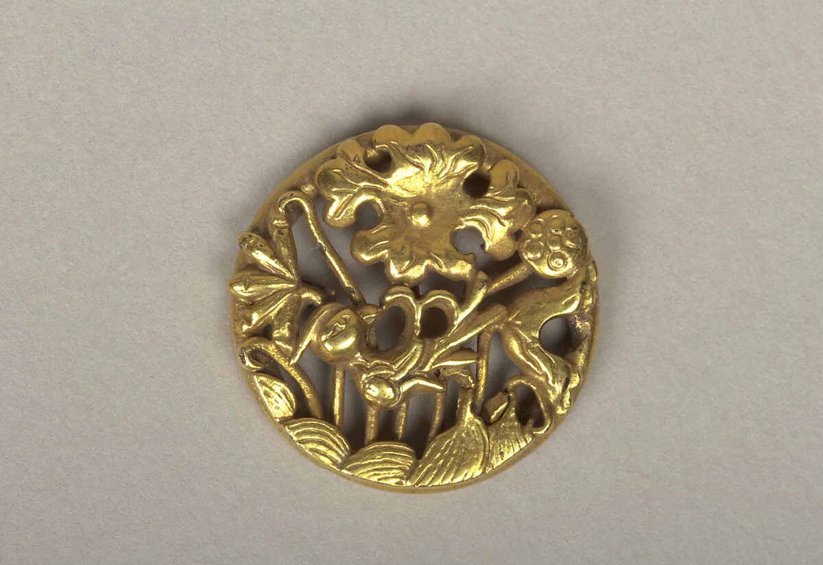 금제 연꽃 새 무늬 장식 고려|金製 蓮花鳥文 裝飾 高麗|Ornament with bird among lotuses — Unknown