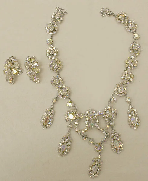 Jewelry set — Weiss