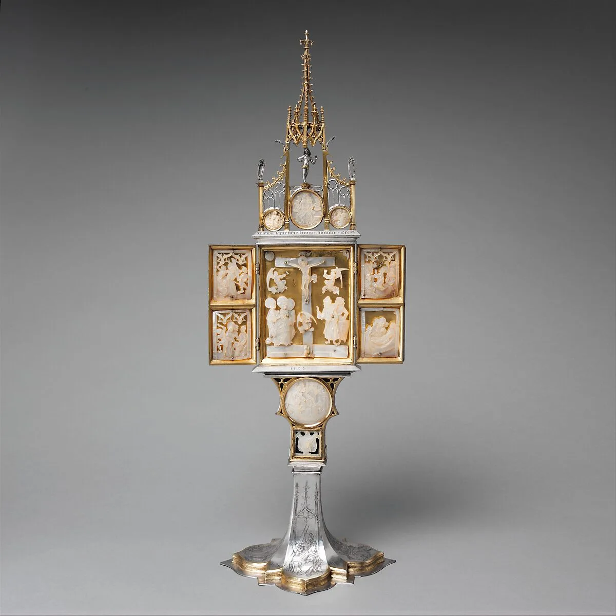 Triptych with Scenes from the Passion of Christ — Master Pertoldus