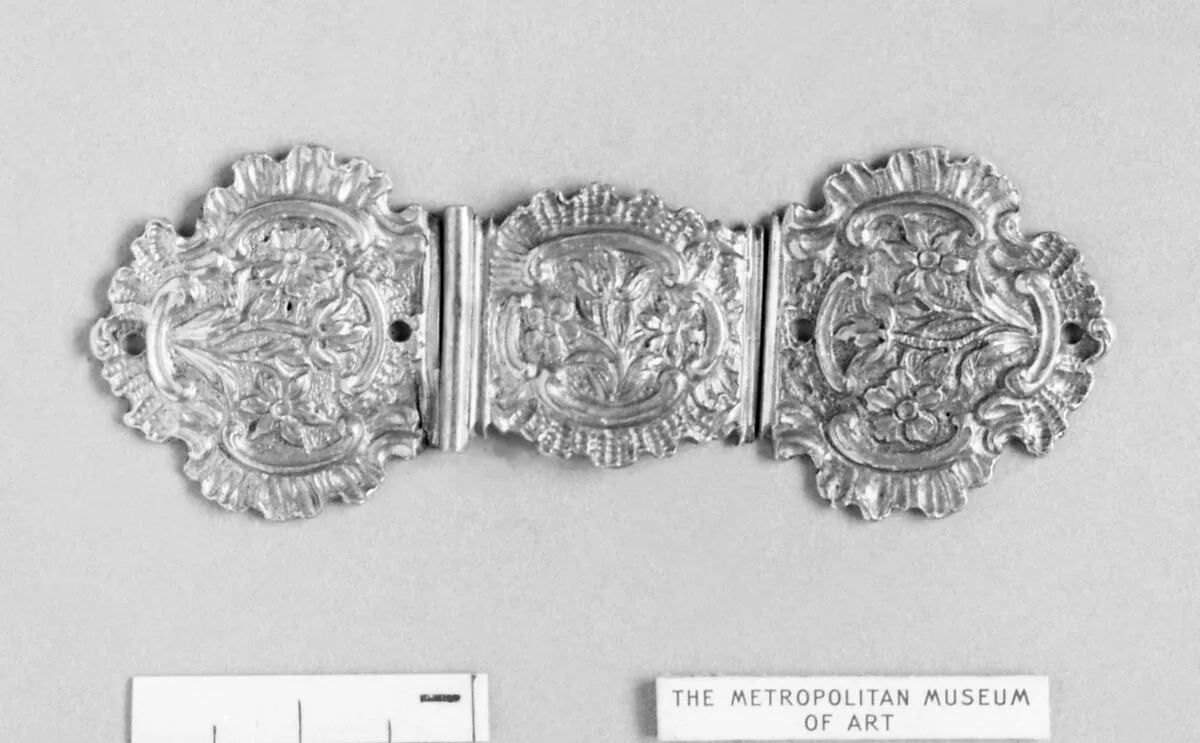 Book clasp — Unknown