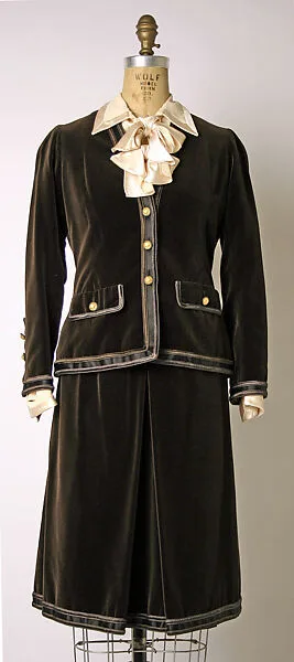 Suit — House of Chanel|Gabrielle Chanel