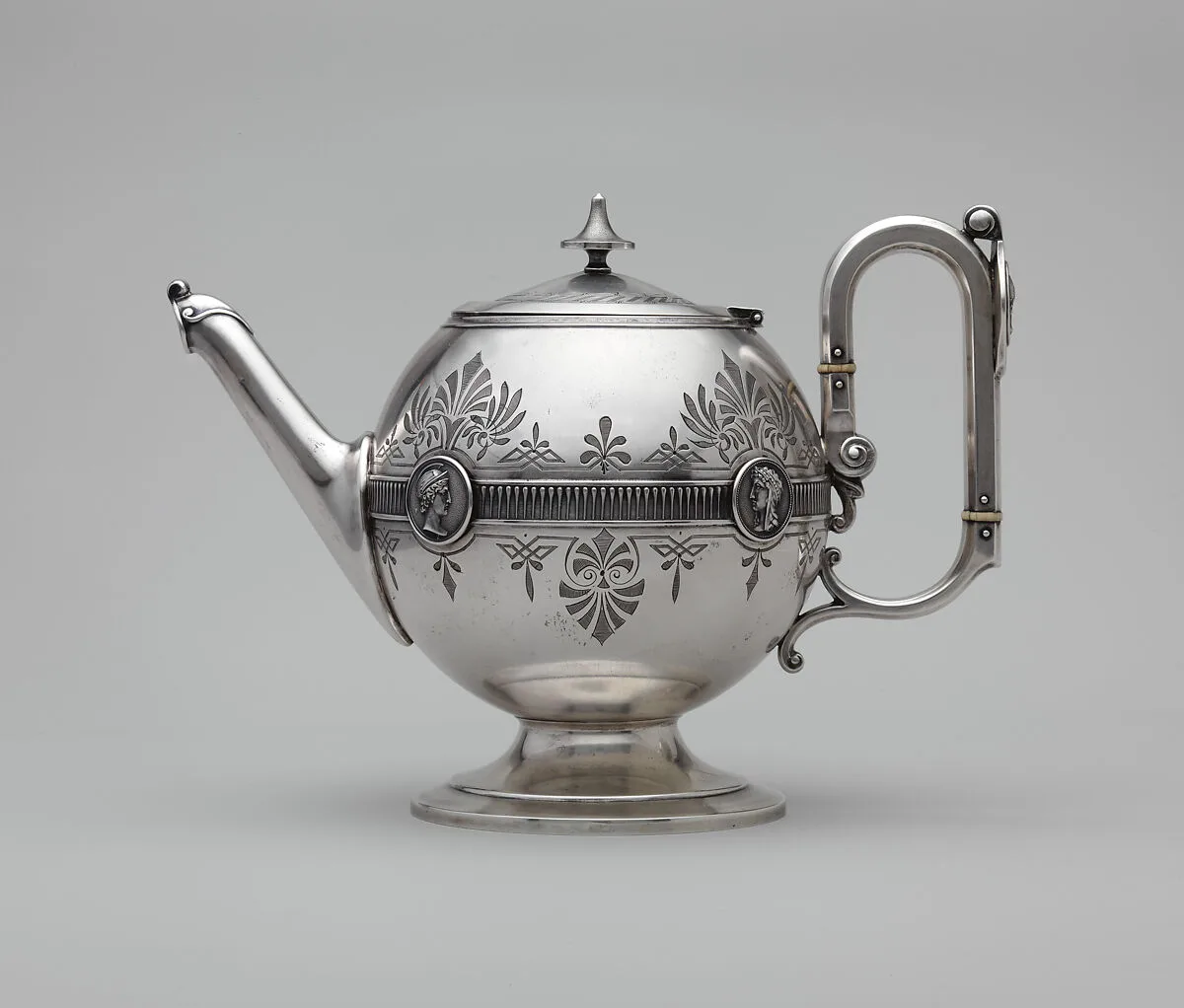 Teapot — Gorham Manufacturing Company|Kidney & Johnson