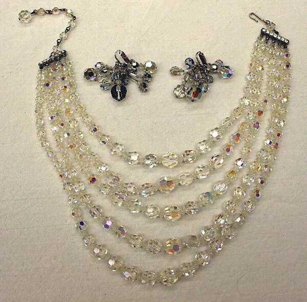 Jewelry set — Vendôme & Coro