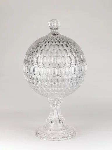 Covered compote