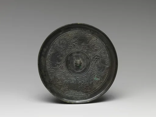 戰國 獣紋銅鏡|Mirror with four felines