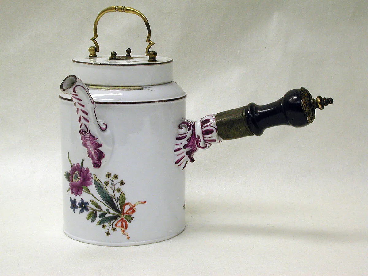 Chocolate pot — Meissen Manufactory