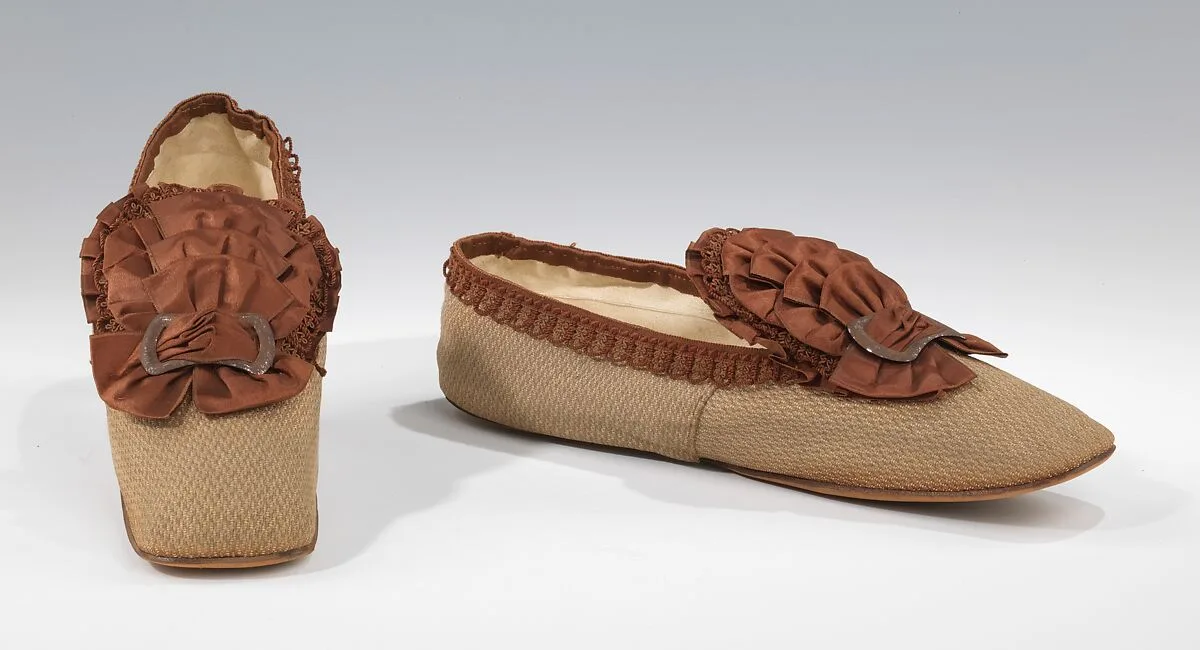 Slippers — Peter Yapp|Julien Mayer