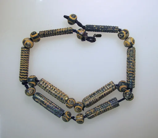 Beads, 22
