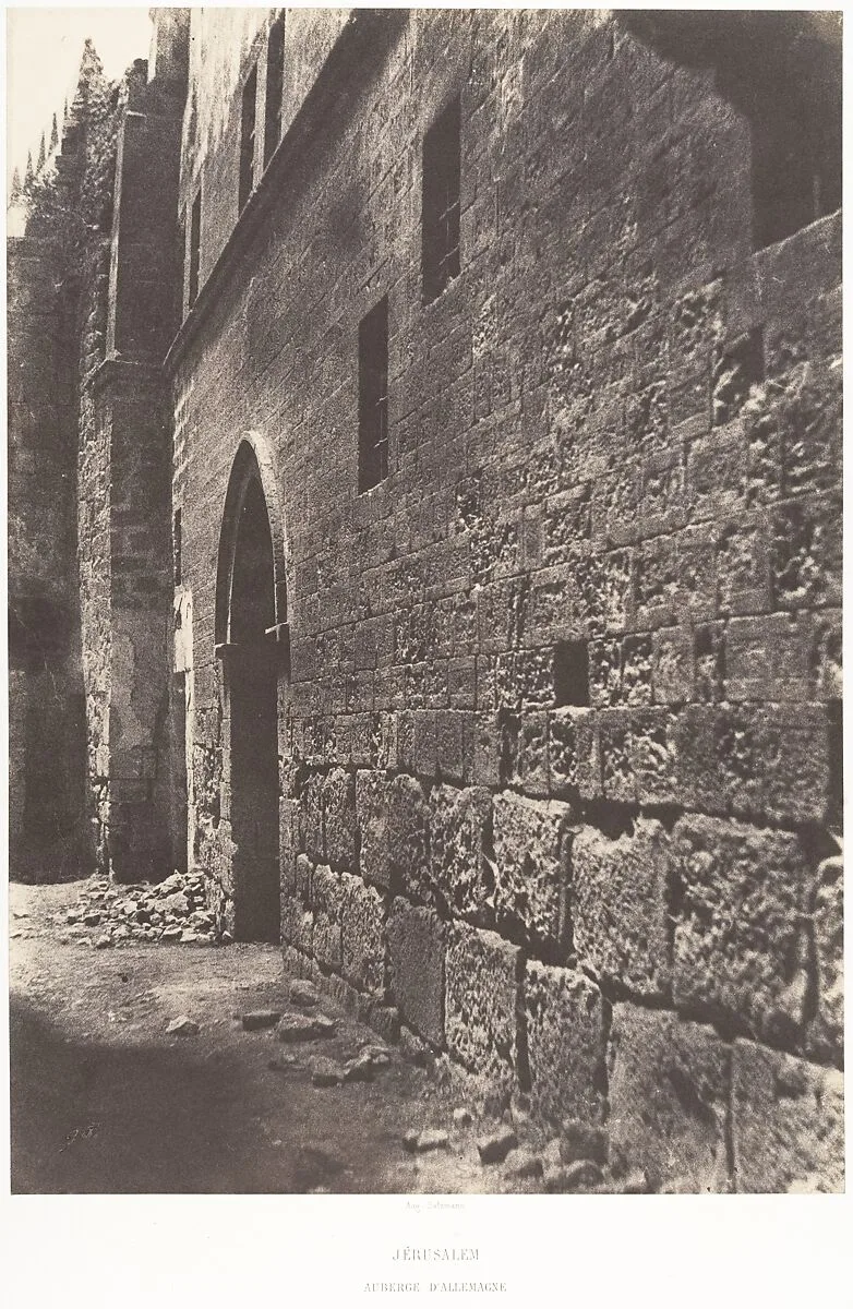 Jérusalem, Auberge d'Allemagne — Auguste Salzmann|Imprimerie photographique de Blanquart-Évrard, à Lille