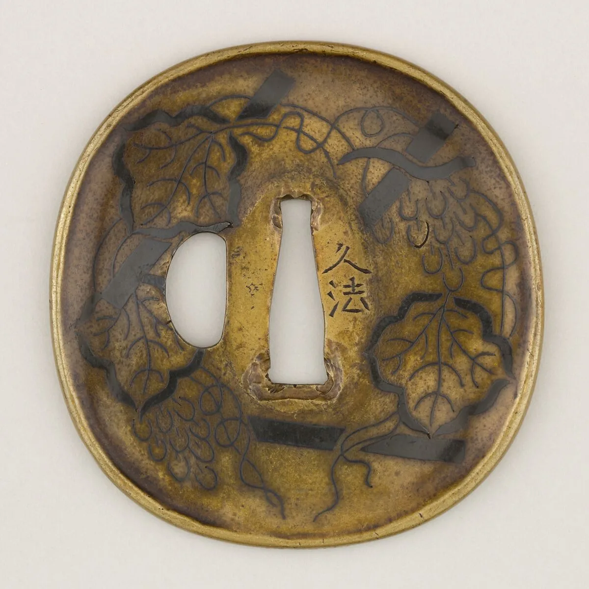 Sword guard (Tsuba) With Grapevines on Trellis Motif (葡萄棚図鐔) — Hisanori