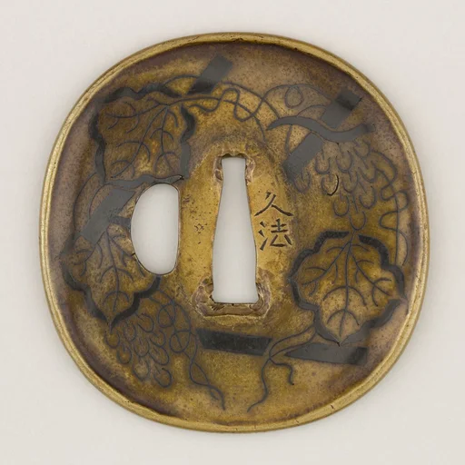 Sword guard (Tsuba) With Grapevines on Trellis Motif (葡萄棚図鐔)