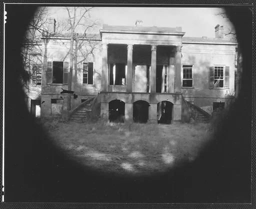 [Hermitage Plantation House, Near Savannah, Georgia]