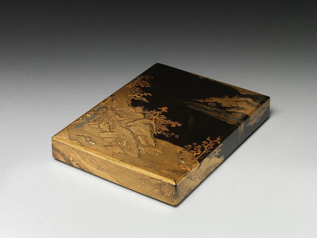 室町時代 楼閣山水蒔絵書箱|Box for Books with Waterfall — Unknown