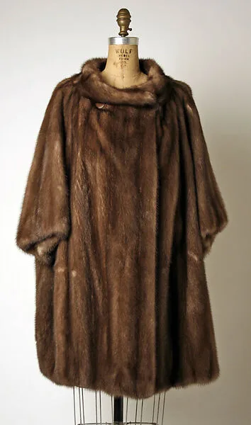 Coat — Yves Saint Laurent|House of Dior