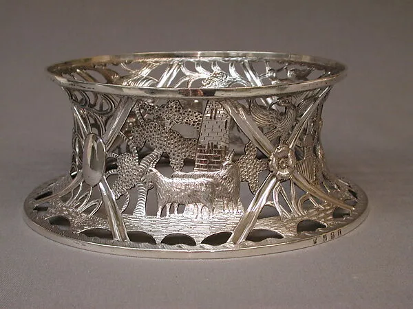 Dish ring — Edmond Johnson